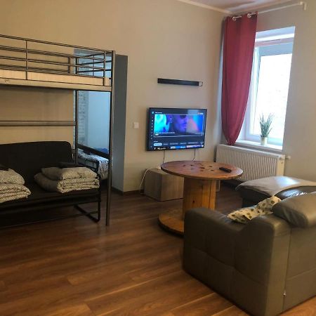 Apartament Srodmiescie 1 Sypialnia Oraz 1 Salon Wałbrzych Exterior foto