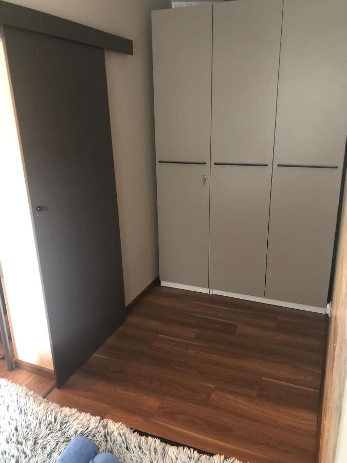 Apartament Srodmiescie 1 Sypialnia Oraz 1 Salon Wałbrzych Exterior foto
